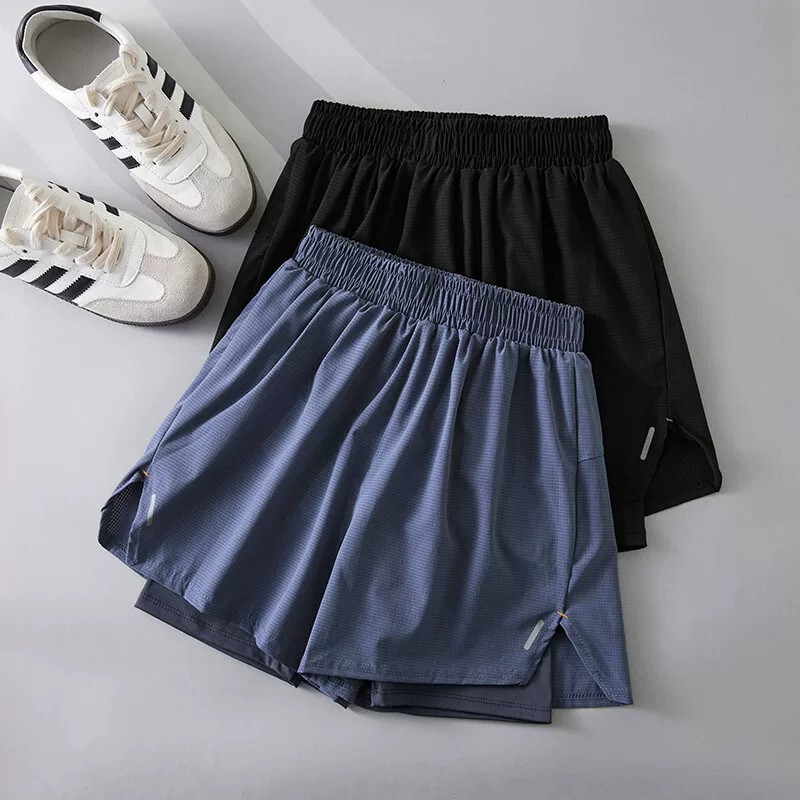 Summer Yoga Two-In-One Sports Shorts for Outdoor Activities, Quick-Dry, Faux Two-Piece Design for Petite Girls Running and Fitness