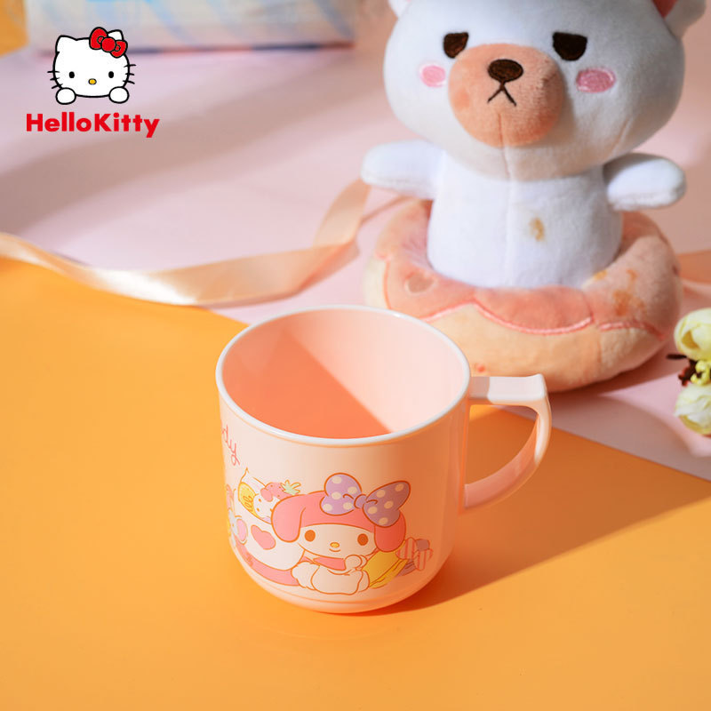 正規版のケイティの猫の美楽蒂の漫画の子供のうがいの杯の洗面器のコップのコップを飲んで男の女の子の通用するマグカップは萌えます。|undefined