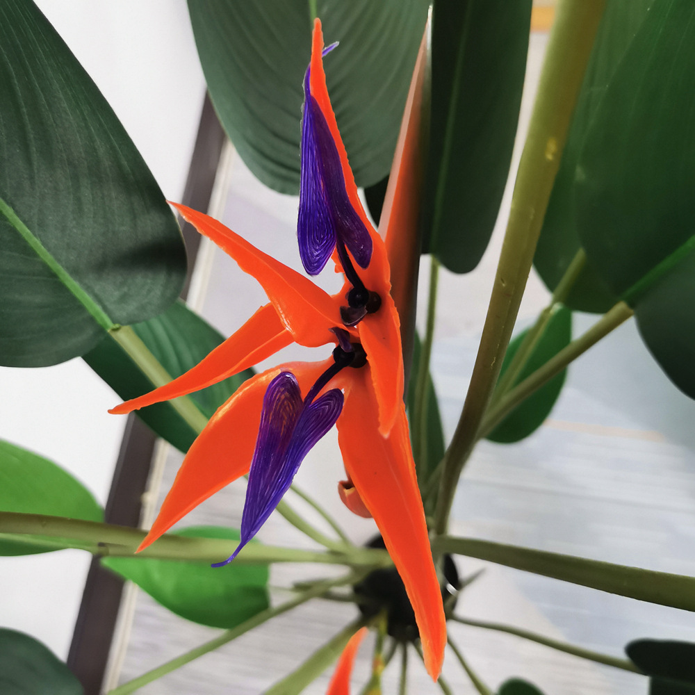 Pájaro del paraíso de simulación a gran escala, árbol falso, planta en maceta, sala de estar interior, árbol de hoja perenne de cuatro estaciones, planta verde de simulación, pájaro del paraíso de simulación