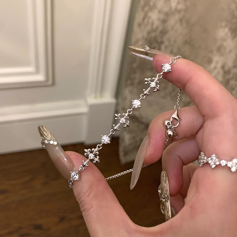 Pulsera ajustable con cruz de iris de circón, pulsera de todo fósforo exquisita de nicho, joyería de alta calidad de lujo ligero al por mayor