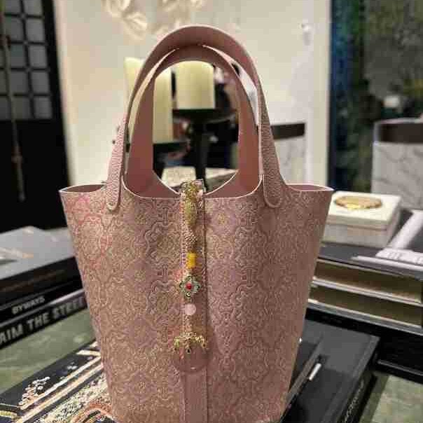 2025 New Chinese Style Chinese Style Non-Legacy Song Jinfeng with Cheongsam Hanfu Vegetable Basket Portable Soft Leather Bucket Women's Bag