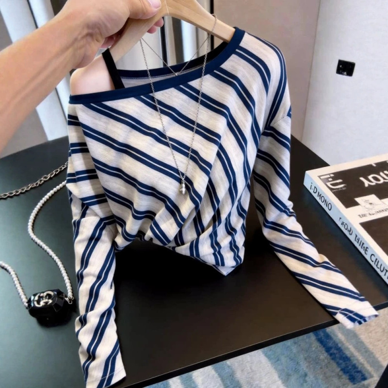 Unique, Beautiful, and Super Stylish Women's Tops, New French Design for Summer 2026, Niche Fashion, Elegant Blouses