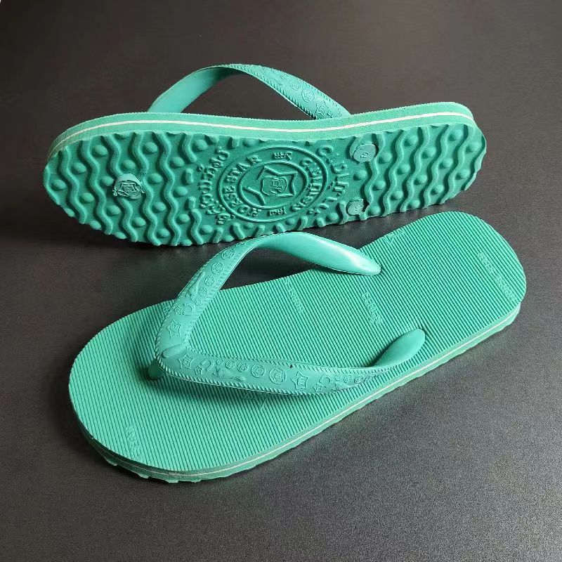 2023 Trendy Star Horse Rubber Flip-Flops for Men and Women Summer Outdoor Fashion Beach Shoes Flip-Flop Outerwear Slippers Wholesale Durable
