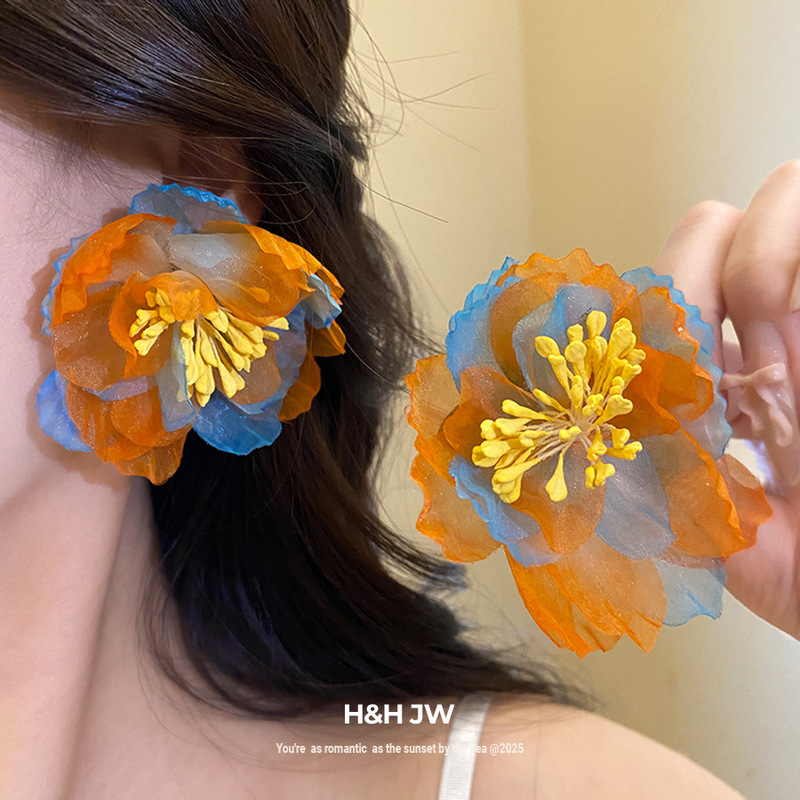 Bohemian Silver Needle Chiffon Flower Earrings, Holiday Style, Fresh and Sweet Earrings, Niche High-End Earrings with a Sense of Design
