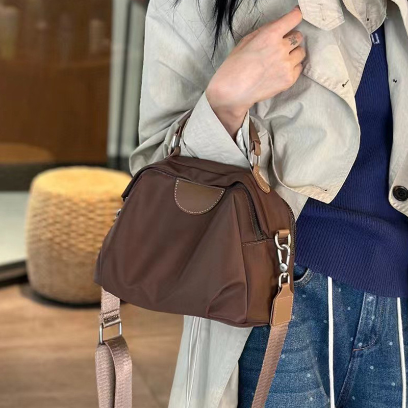 Women's Crossbody Bag Versatile High-end Commuter Shoulder Handbag_voghion.com