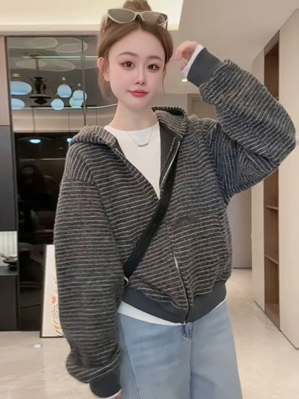 时尚短外套女2025秋季新款时髦洋气减龄显瘦百搭慵懒风连帽上衣潮|undefined