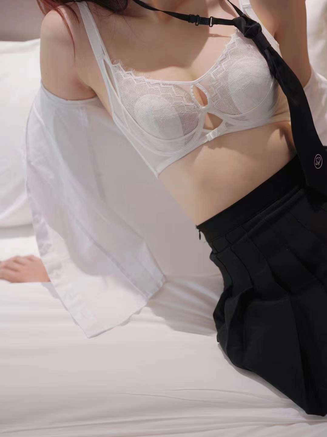 3195 Entidad de alta gama de lujo ligero exquisito encaje sexy ultra-Delgado pecho Cruz tentación ropa interior sujetador de pecho de las mujeres