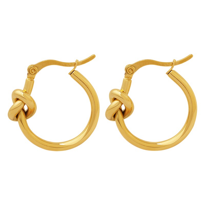 Estilo nacional de moda Hong Kong ins sexy oído espárragos adelgazamiento círculo pendientes titanio acero chapado 18K pendientes de oro anudado círculo pendientes para las mujeres