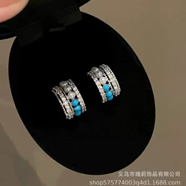 天然珍珠耳饰;耳钉;项链