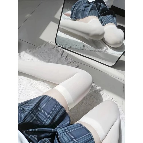 Japanese-style JK uniform over-the-knee socks: pressure-enhancing, slimming, opaque black-finish, long-length thigh-highs in pure, alluring white—perfect for summer's lightweight designs