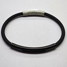 跨境热销负离子硅胶手环高级感人体能量平衡户外运动手腕带批发