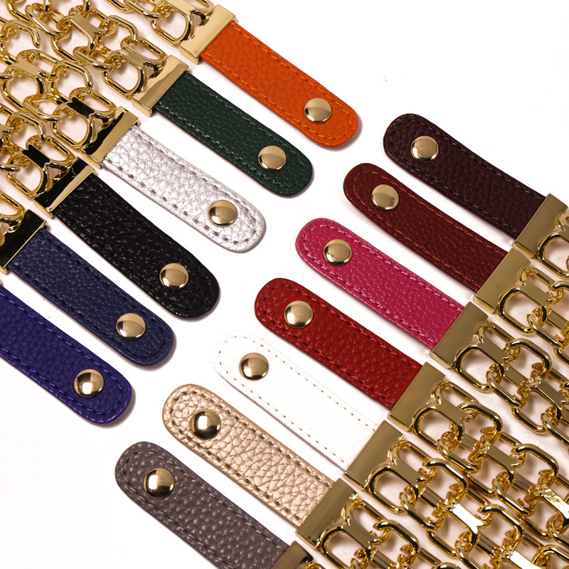 Bracciale in pelle PU tinta unita con personalità europea e americana, tendenza della personalità punk, foto di strada casual e neutra_voghion.com