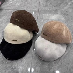 金属m徽章雪尼尔毛线前进帽子女秋冬保暖百搭显瘦圆顶反戴贝雷帽