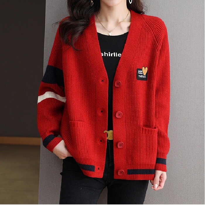 Spring and Autumn Plus Size Women's Sweater Coat 2026 Early Autumn New Fashionable Red Knitted Cardigan