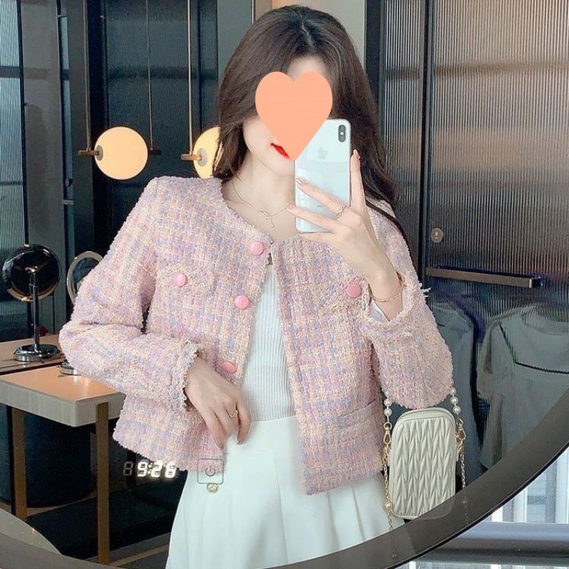 小香風の短い韓国版の女性の逸品の上着の春秋の新型の長袖の名媛の高級感のフランス式はやせているコートを現します。
