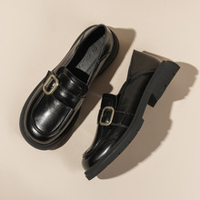 2022初秋新款真皮女鞋粗跟英伦风温柔单鞋女休闲金属扣小皮鞋