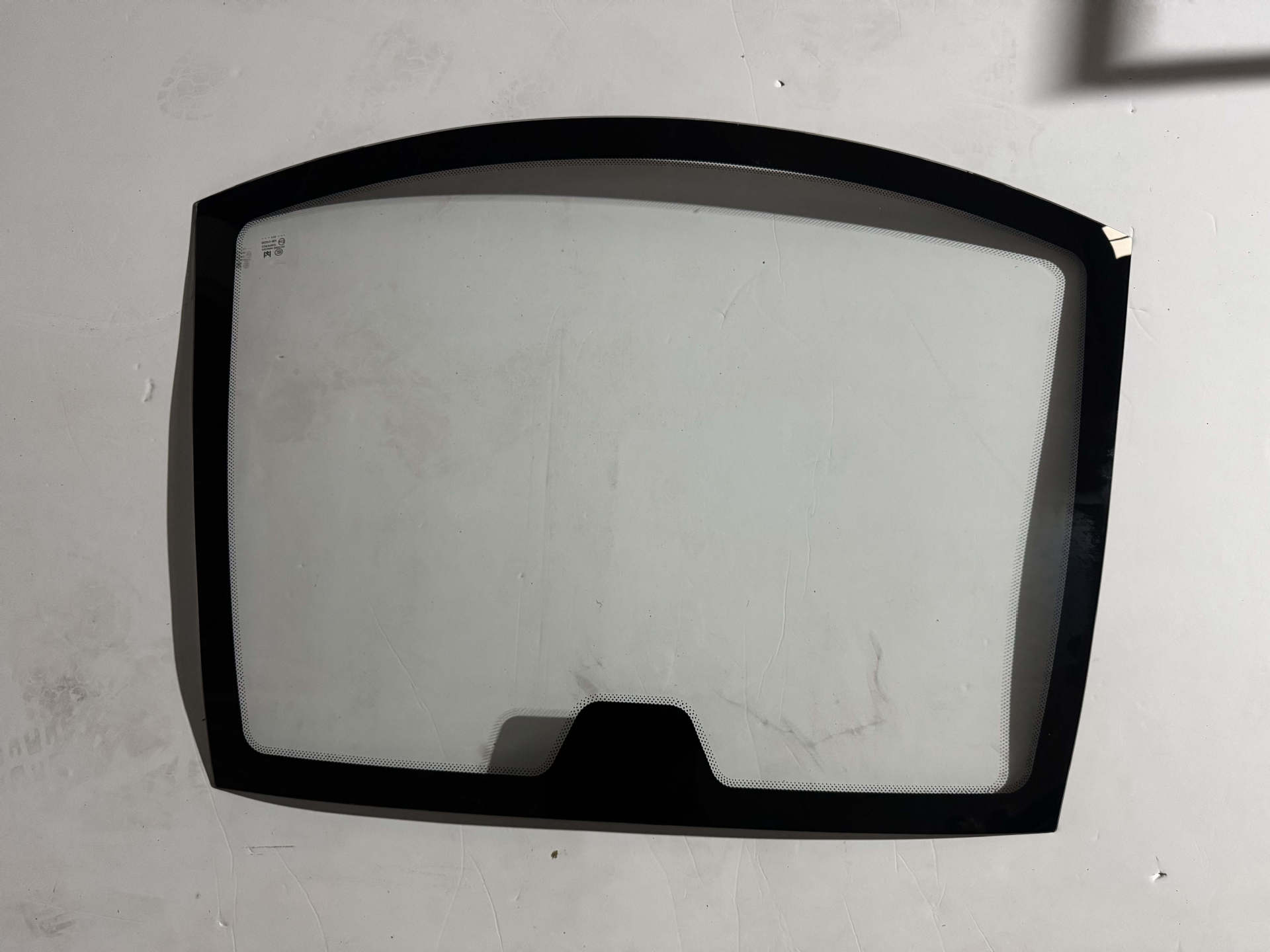 Longqi A11 Whole Vehicle Glass Wholesale Reinforced Anti-Crack Window Glass New Energy Longqi Whole Vehicle Tempered Glass