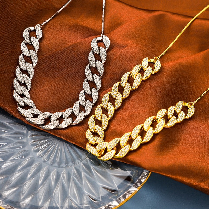 Cuban Link Butterfly Pendant Necklace Full Diamond Street Style_voghion.com