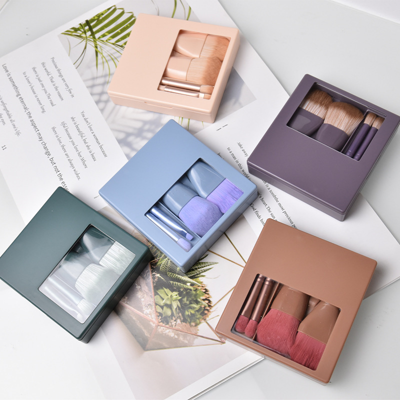 Nuevo juego de pinceles de maquillaje de viaje con espejo, cepillo de sombra de ojos en polvo suelto de lana suave, venta directa de fábrica portátil