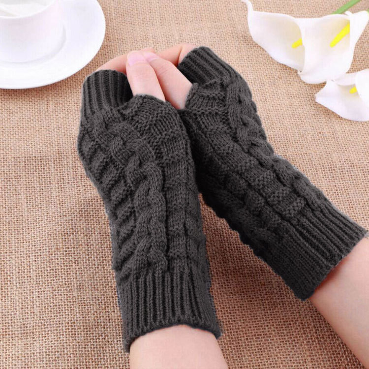 Women's Fashion Lattice Solid Color Knitted Fabric Scarves & Gloves Gloves display picture 2