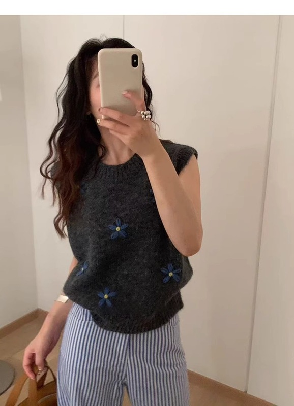 韩系刺绣无袖针织背心马甲女春秋季外搭叠穿圆领毛衣叠穿坎肩马夹|undefined