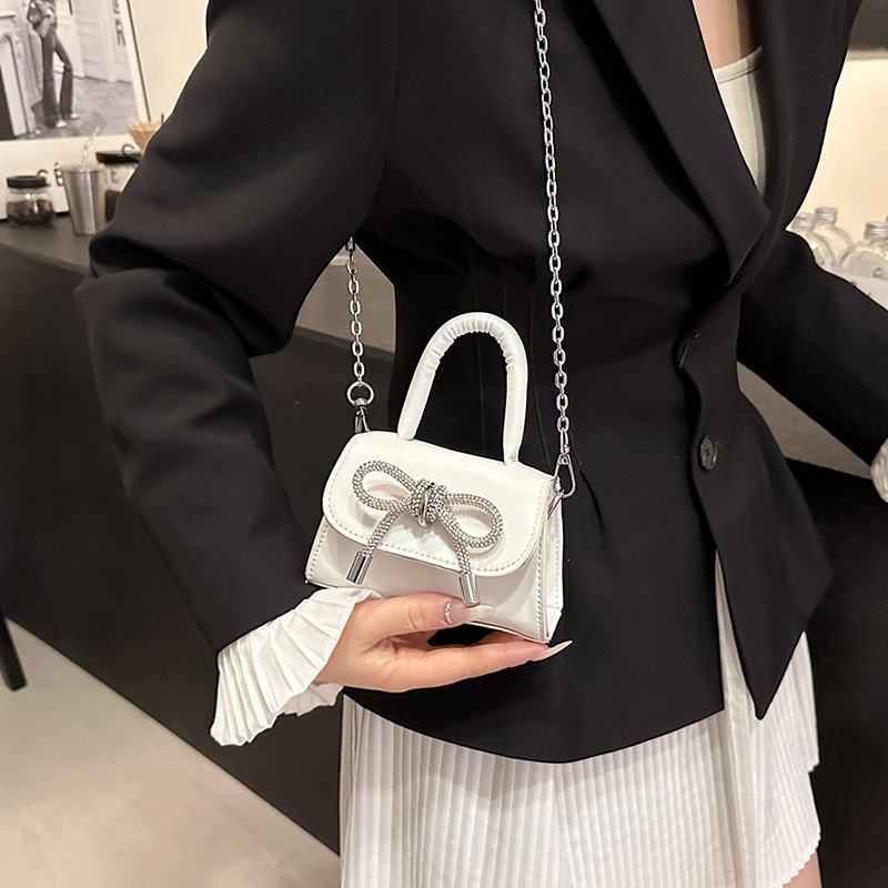Ins niche French textured bag female 2024 new bow small square bag stylish shoulder messenger bag_voghion.com