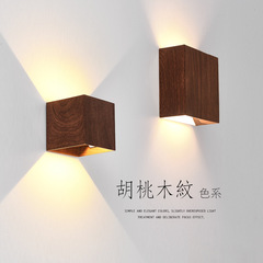 日本式胡桃の木のベランダの壁の明かりの室内の背景の廊下の通路のledの極めて簡単な中国式のベッドの寝室の明かり
