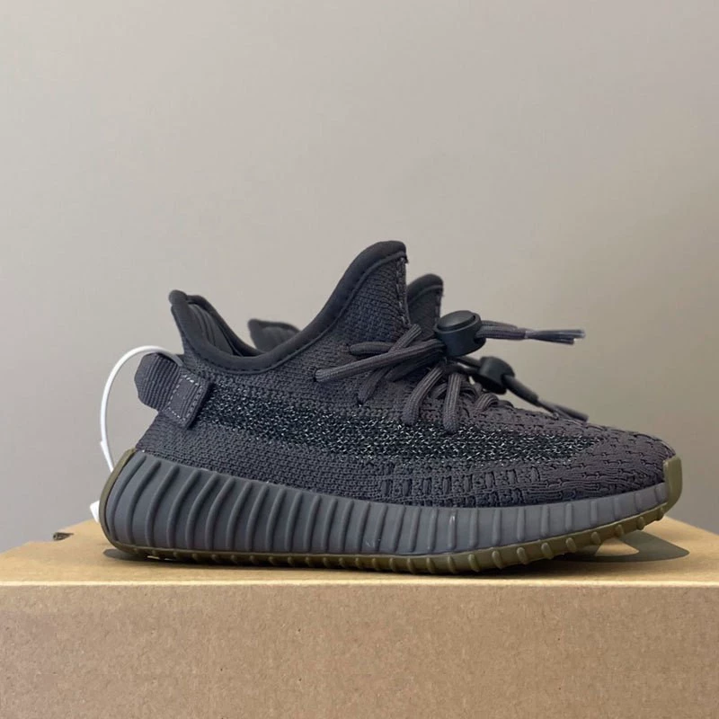 Детская спортивная обувь с одной педалью удобная застежка мягкая нижняя обувь для бега 2024 новые мальчики и девочки кокосовая детская обувь оптом