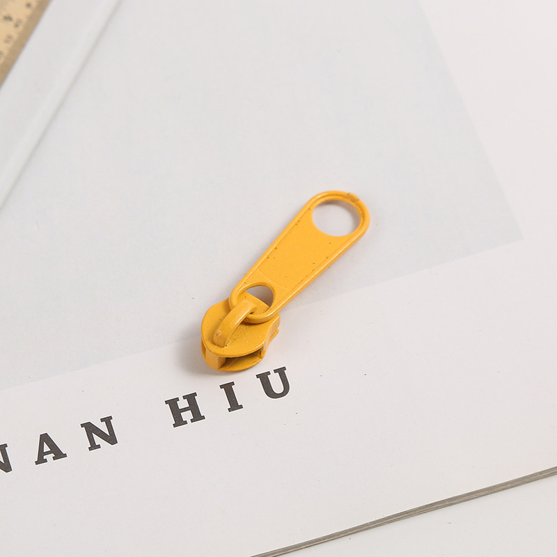 No. 5 fabricantes de cremallera de nylon nueva bolsa de maquillaje de color bolsas de lápiz gruesas cremallera al por mayor