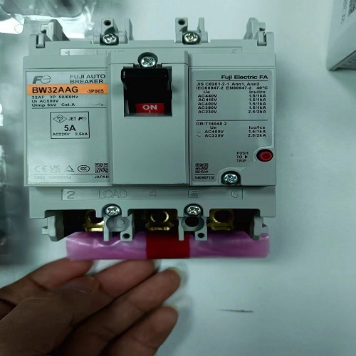 全新原装正品FUJI富士电机断路器BW32AAG