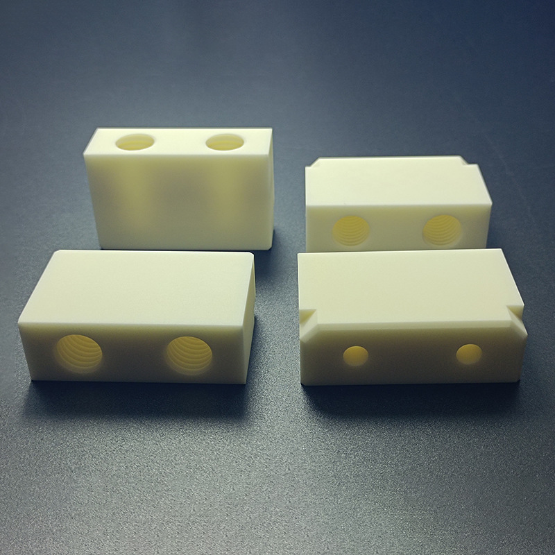 氧化铝陶瓷螺纹件氧化铝陶瓷管加工工业陶瓷非标件精密绝缘陶瓷