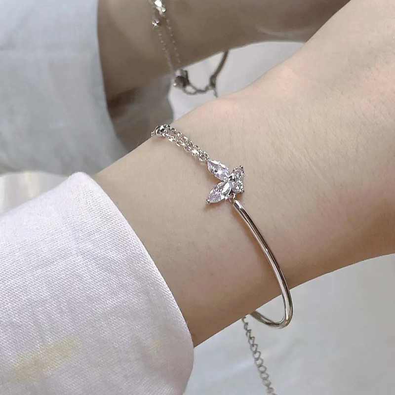 Butterfly Bracelet Women's Stitching Bracelet 2022 New ins Niche Advanced Sense Design for Girlfriend Holiday Gift