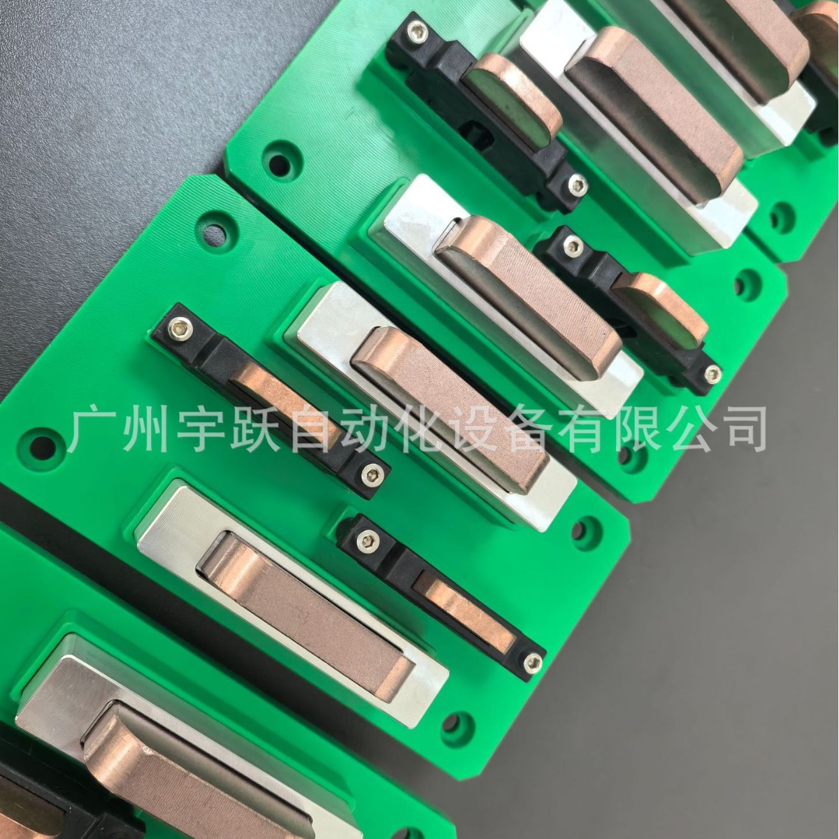 AGV充电刷块   AGV单极 双极 四极 六极 带通讯充电刷块刷板