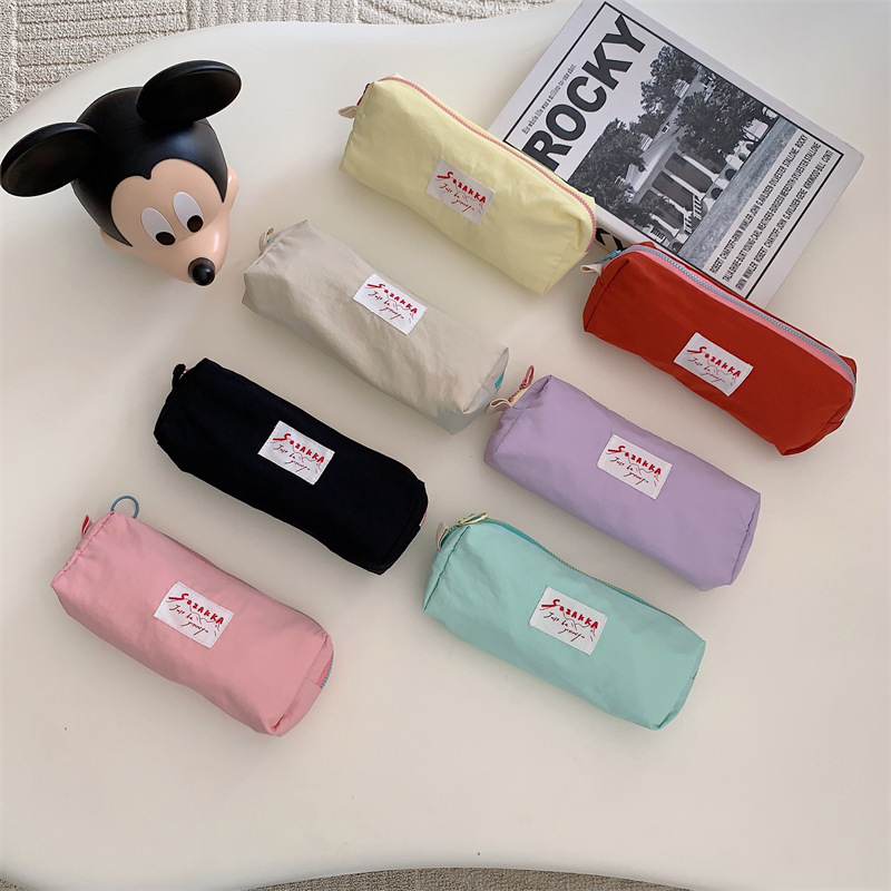 [Ready Stock] 34223 Macaron Pen Bag Cosmetic Bag Small Portable Storage Bag Portable Pen Bag Toiletries Bag Women