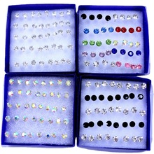 义乌晶彩饰品批发 韩版简约地摊盒装耳钉 5mm闪亮树脂水钻胶针