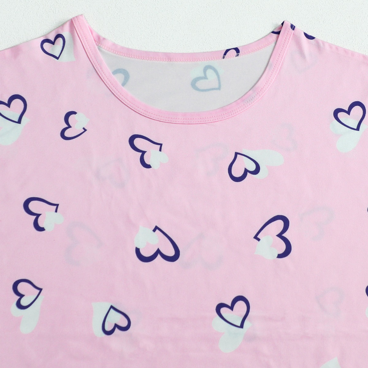 Plus Size Women's Autumn Winter Pajamas Set Heart Print Round Neck Short Sleeve Long Pants Loungewear_voghion.com