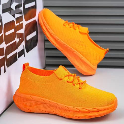 New autumn men's shoes, breathable mesh sports and casual shoes, all-matching platform, height-increasing running trend shoes, students 'shoes