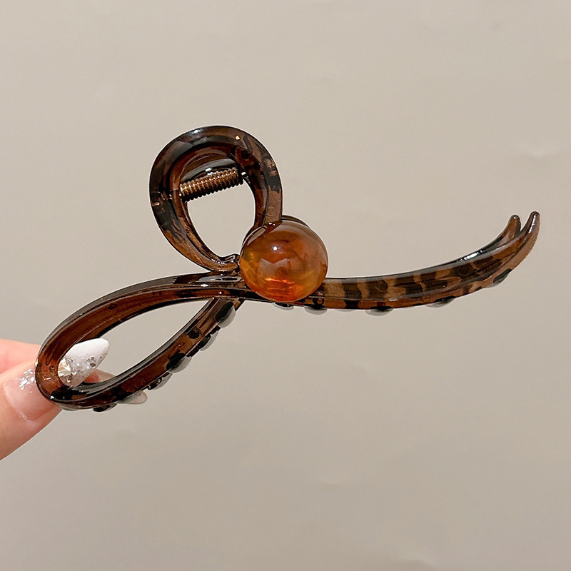 Gran volumen de cabello, horquilla larga, sentido avanzado femenino 2025 nuevo clip de agarre completo, clip de tiburón, tocado, horquilla