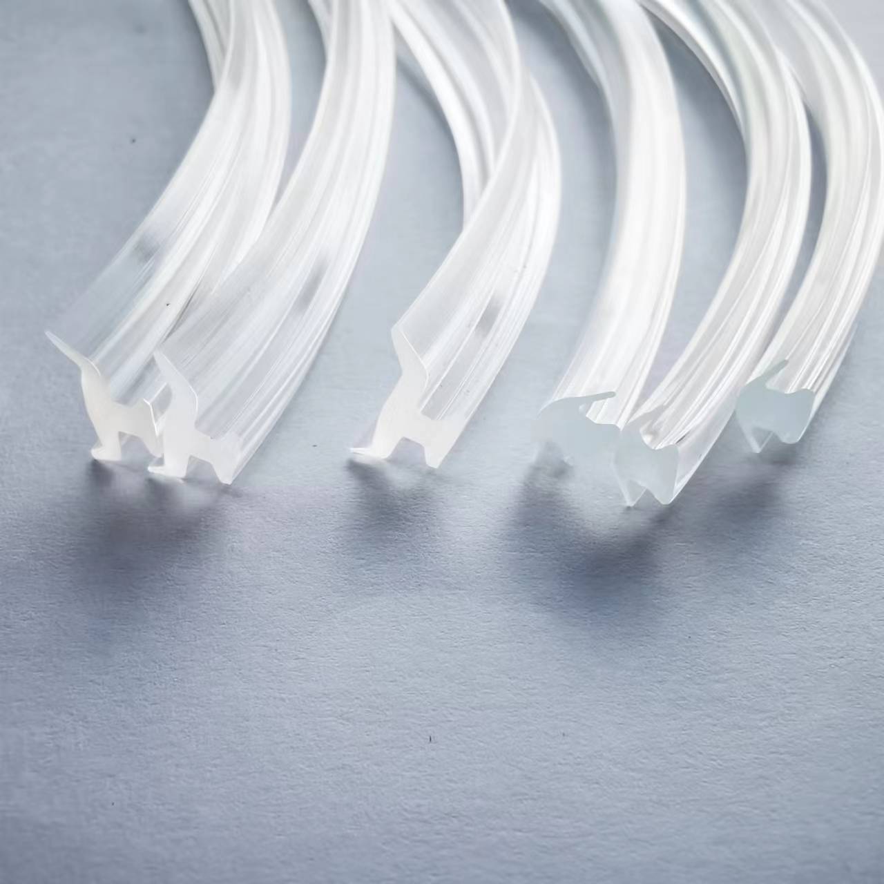 厂家定制批发踢脚线PVC压条异形软质非标品胶条橱柜装饰防水压条-阿里巴巴