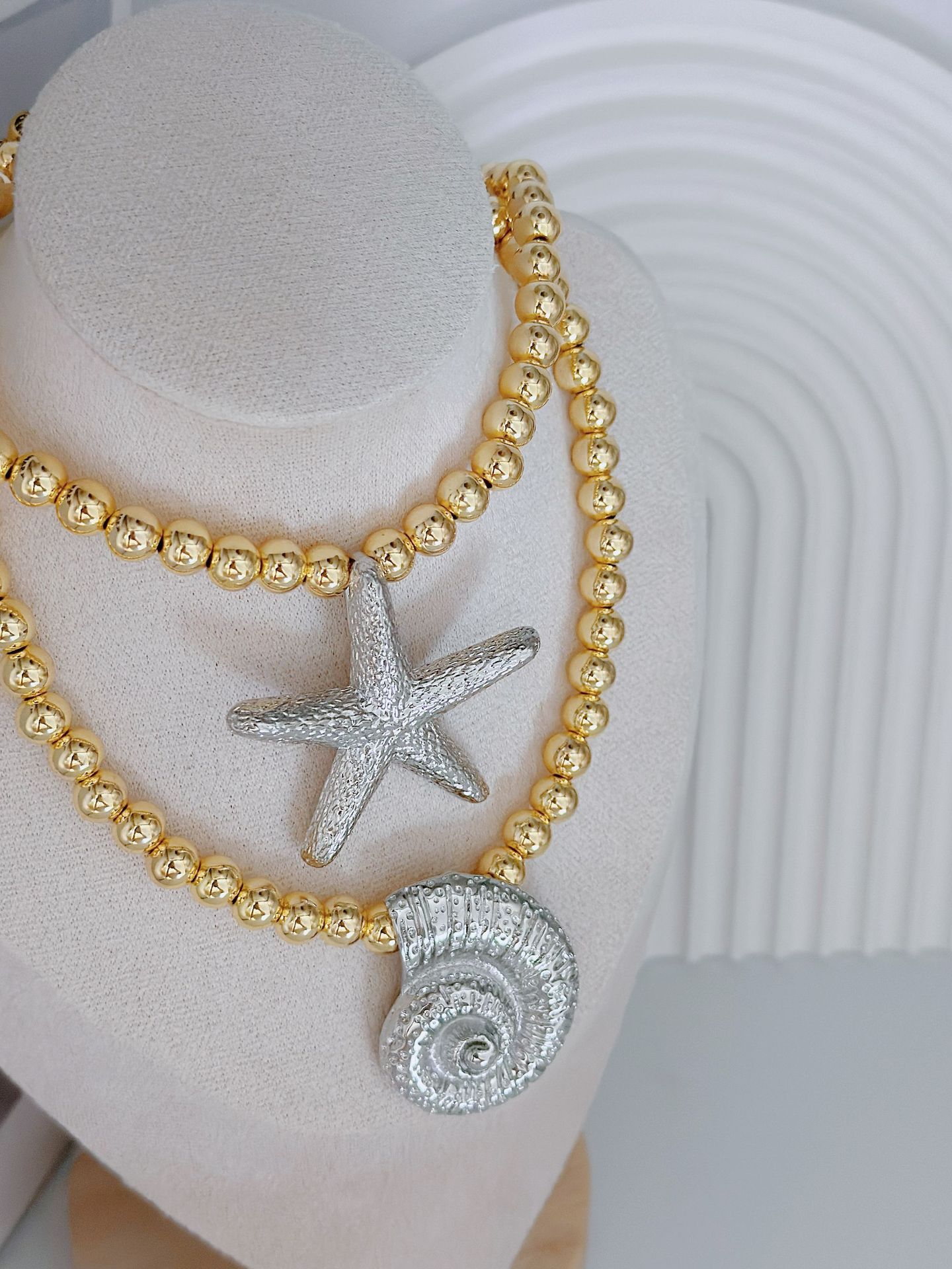 Holiday, Travel, Daily Occasion Copper Material Copper Beaded Plating Conch Pendant Necklace