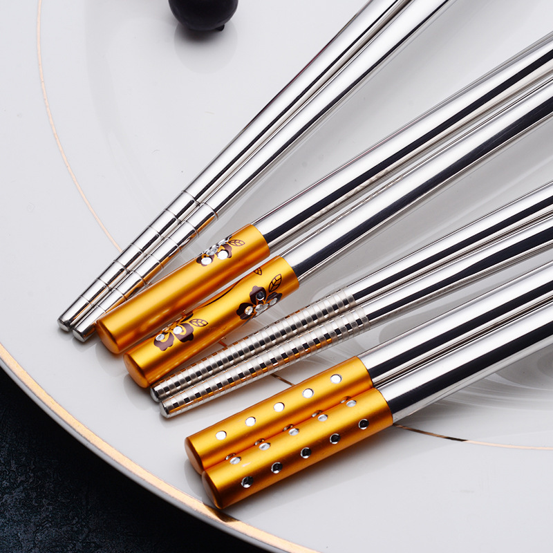 304 palillos de acero inoxidable calcomanías creativas rhinestone 8cm palillos aislados de acero inoxidable antideslizante Palillos ventas directas de la fábrica