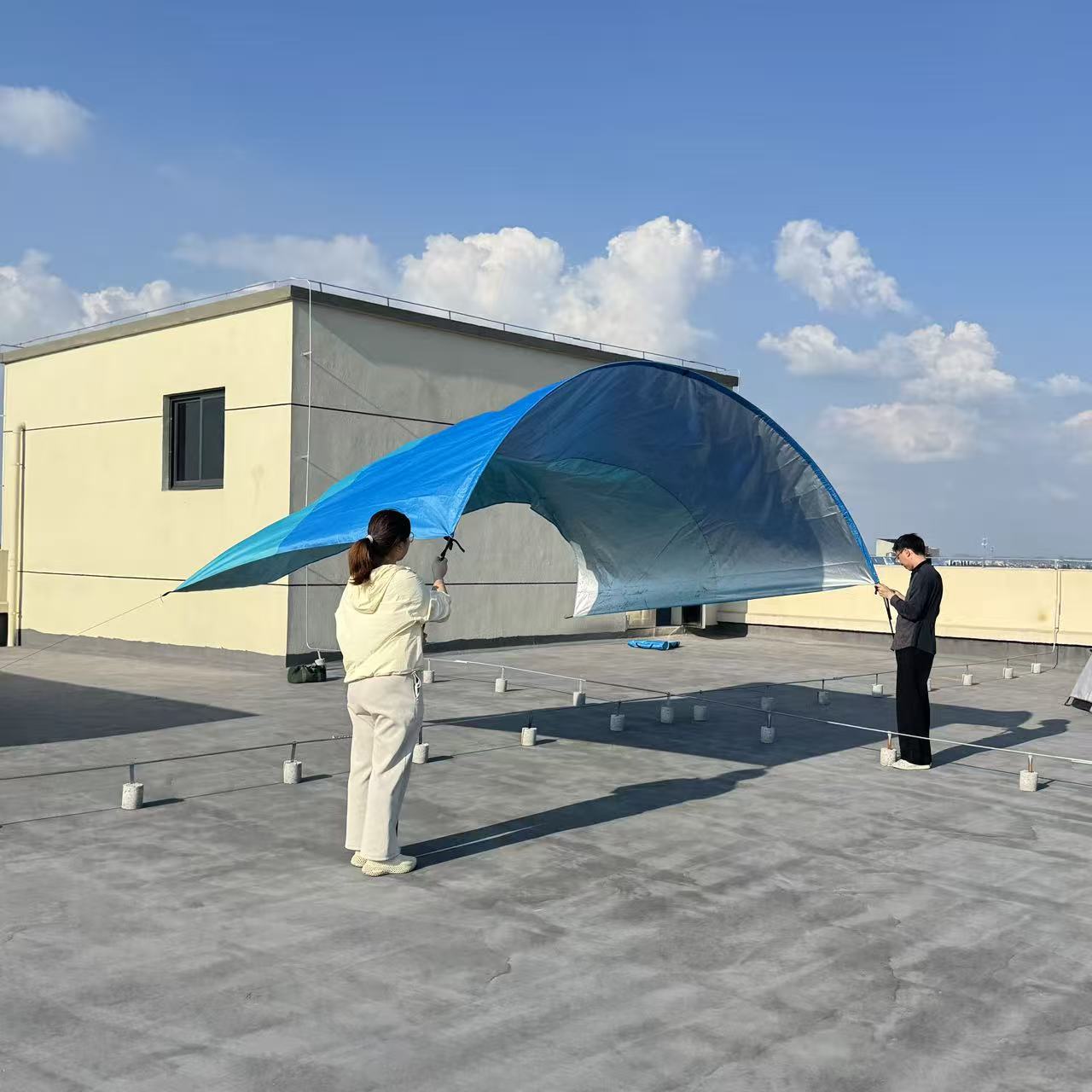 Outdoor Silver-Coated Beach Canopy Tent, Portable Quick-Open Sunshade, Uv Protection for Seaside, Simple Camping Beach Tent