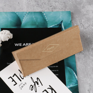 E88 Triangular Butter Paper Glasses Case Can Be Processed and Customized Sunglasses Case Glasses Storage Box Ultra-Light Sunglasses Case