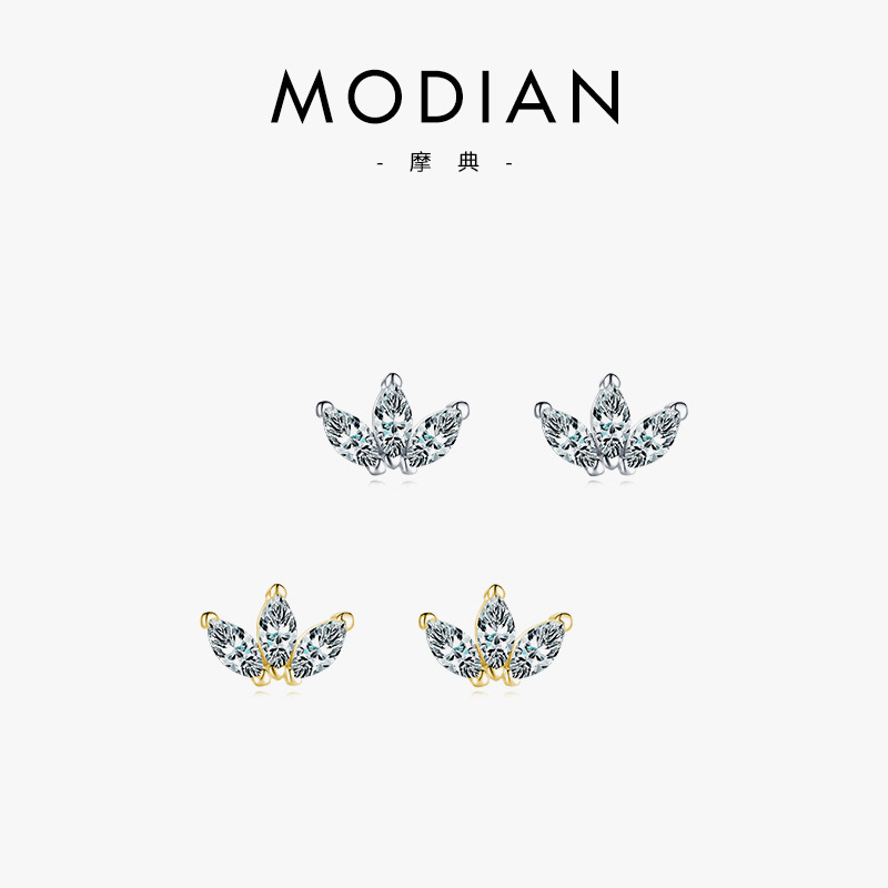 brand fashionable sophisticated design earrings