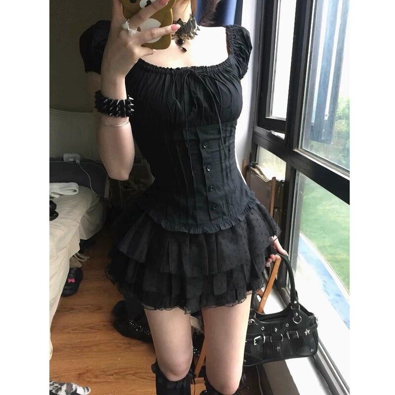 Sweet Black Hollow-Out Square-Neck Short-Sleeve Shirt for Women, Summer Tie-Up Puff Sleeve Blouse, Slim-Fit Top Sweet Black Hollow-Out Square-Neck Short-Sleeve Shirt for Women, Summer Tie-Up Puff Sleeve Blouse, Slim-Fit Top
