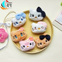 漫画の多様な形のkitty猫のアクセサリーがかわいいぬいぐるみのブローチの頭飾り靴の靴下KT人形