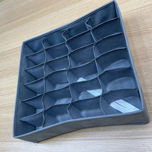 24 grids of underwear boxes