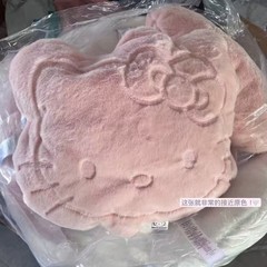 kt猫毛绒抱枕床头车载靠垫玩偶床上女生宿舍抱枕娃娃玩具送男女生