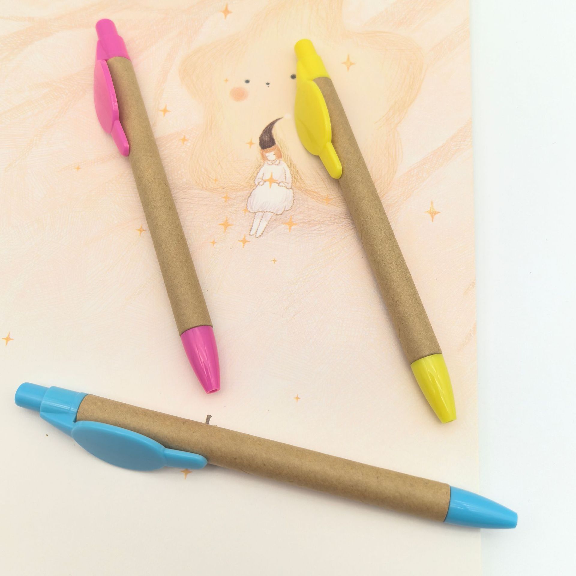 Nuevo lápiz oval de clip de papel puede personalizar códigos QR publicitarios lápiz nuevo gancho pulsar lápiz de bola de tubo de papel