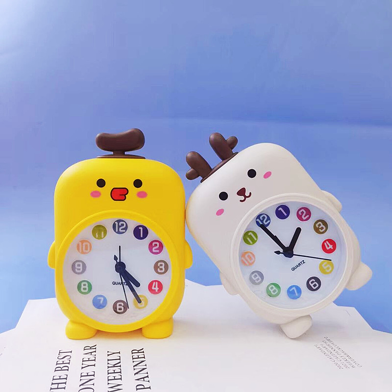儿童卡通桌面床头小闹钟 创意动物学生台钟 小学生六一礼品钟现货